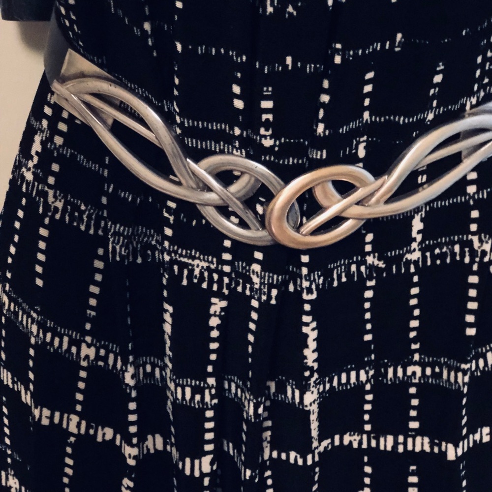 Chico’s adjustable black and silver belt